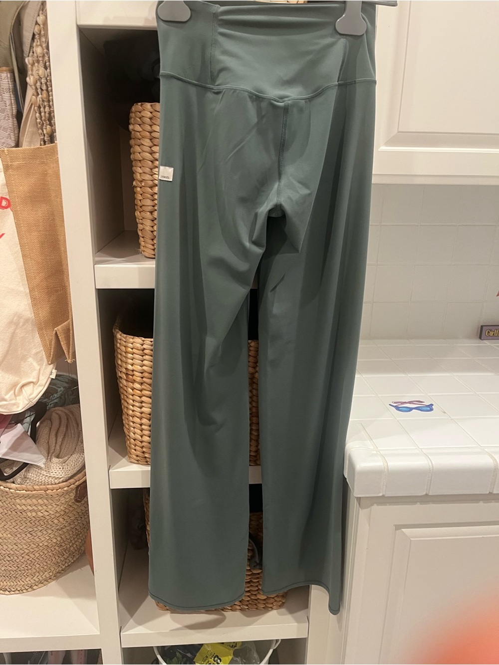 VUORI HALO EASY WIDE LEG Pants agate green - Picture 5 of 9